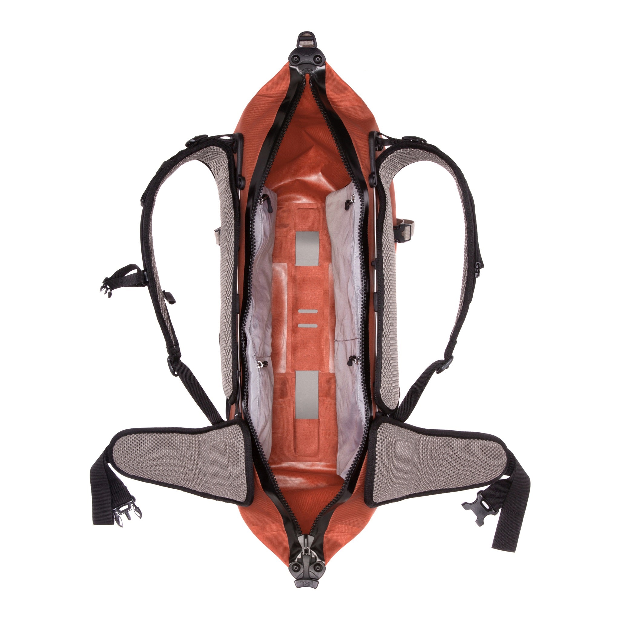 Vue intérieure du sac à dos d’extérieur imperméable ORTLIEB Atrack couleur rooibos de 25 litres, avec compartiment principal spacieux, poches organisatrices internes et construction entièrement étanche.